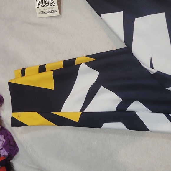Victoria's Secret PINK West Virginia Leggings - Picture 3 of 11